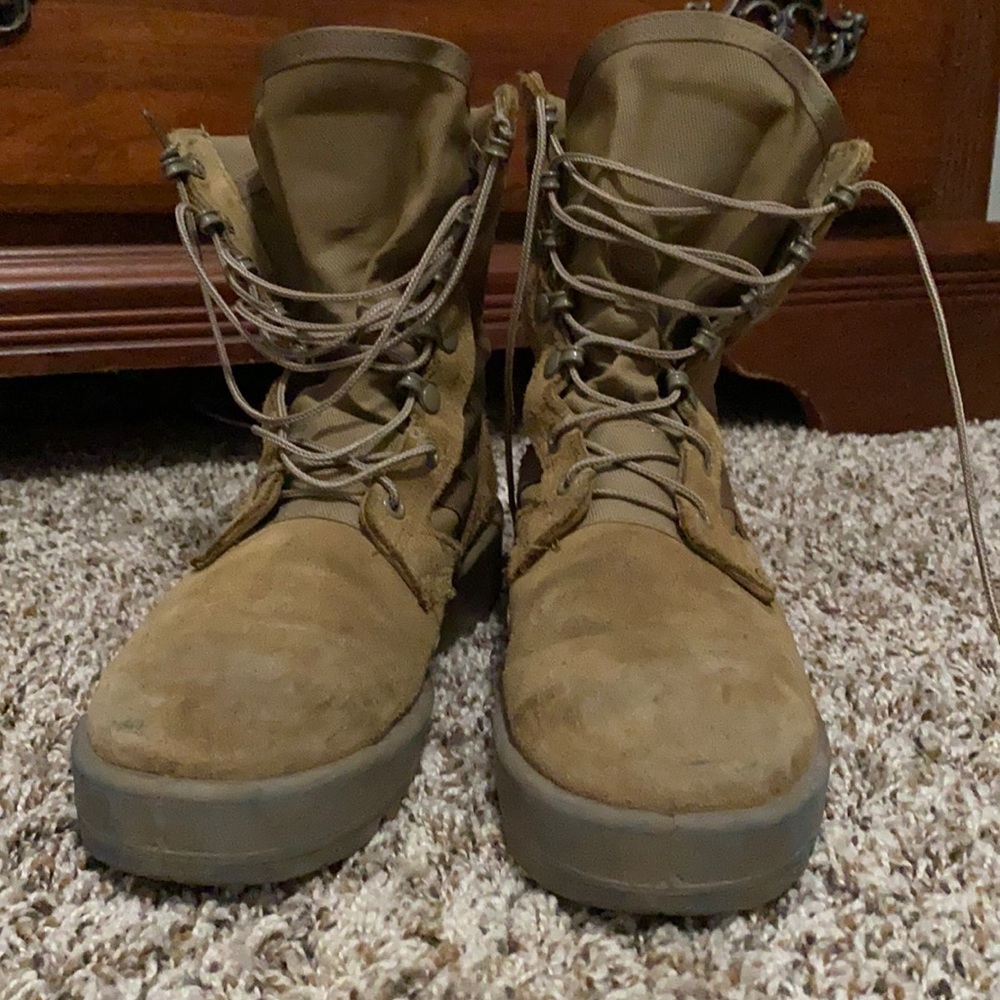 US Army BT Issue Vibram Boots